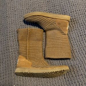 Ugg knit boots